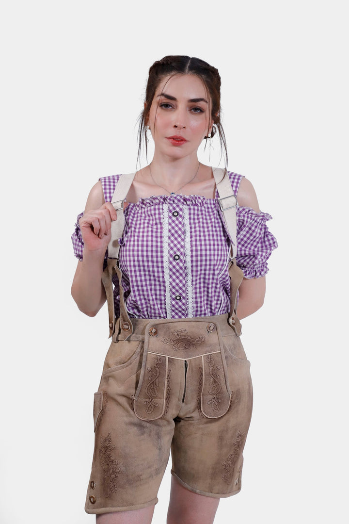 Dafne Keen Lederhosen